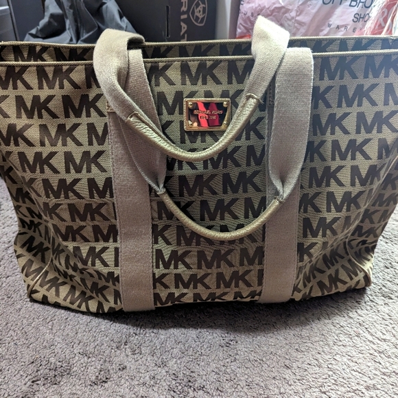 Michael Kors Weekender bag - Picture 1 of 5